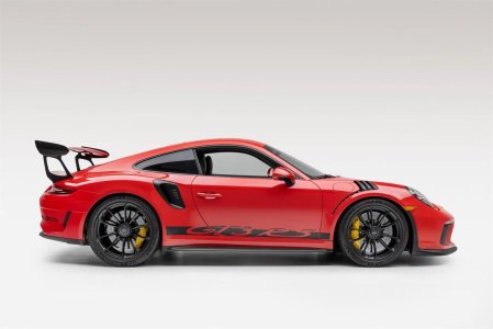 5_Porsche_PassengerSide.jpeg 5_Porsche_PassengerSide.jpeg