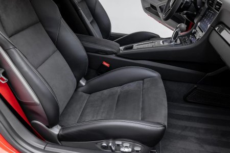14_Porsche_InteriorFrontIsoPassenger2.jpeg 14_Porsche_InteriorFrontIsoPassenger2.jpeg