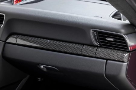 17_Porsche_InteriorDashPassenger.jpeg 17_Porsche_InteriorDashPassenger.jpeg