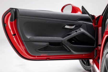 21_Porsche_InteriorDriverDoorCard.jpeg 21_Porsche_InteriorDriverDoorCard.jpeg