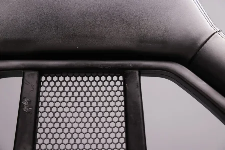9_Porsche_Seat.webp 9_Porsche_Seat.webp