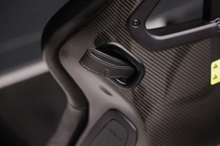 13_Porsche_Seat.webp 13_Porsche_Seat.webp