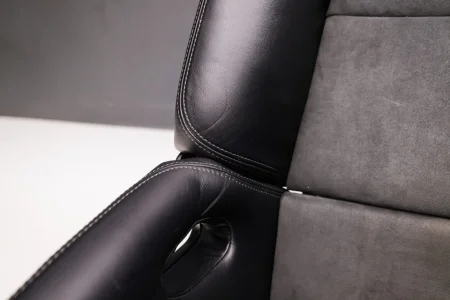 5_Porsche_Seat.webp 5_Porsche_Seat.webp